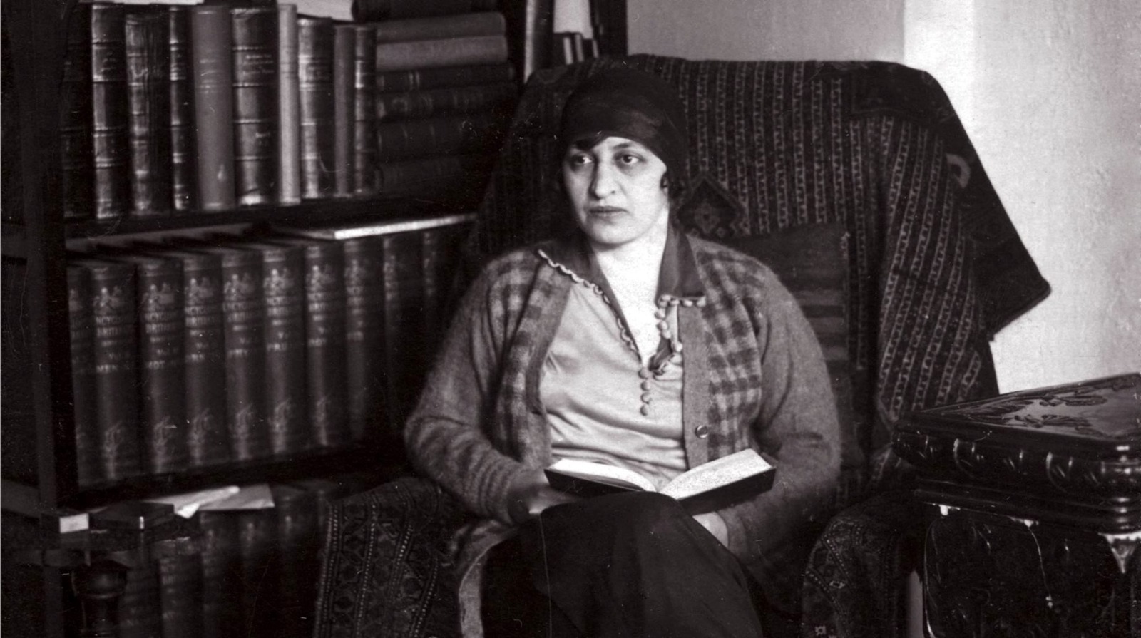 Halide Edip Adıvar Kimdir? En Önemli Eserleri Nelerdir? Halide Edip Adıvar Kimdir? En Önemli Eserleri Nelerdir? - Sesli Kitap Arşivi