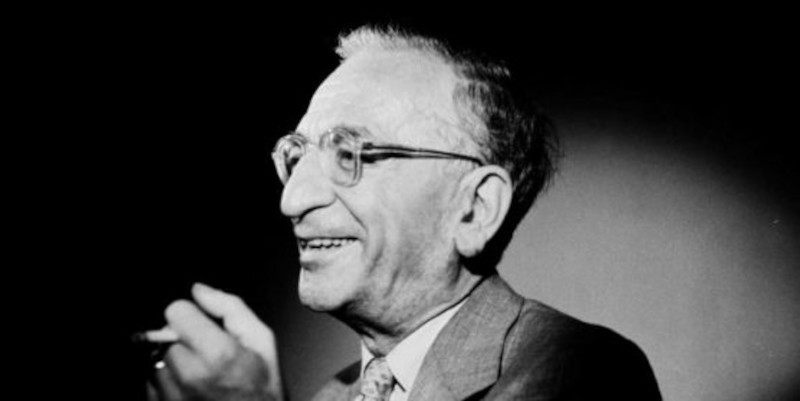 Peyami Safa Hayatı Eserleri ve Edebi Kişiliği