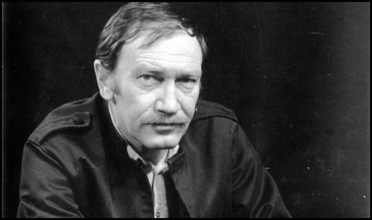 Turgut Uyar Hayatı, Edebi Kişiliği ve Eserleri