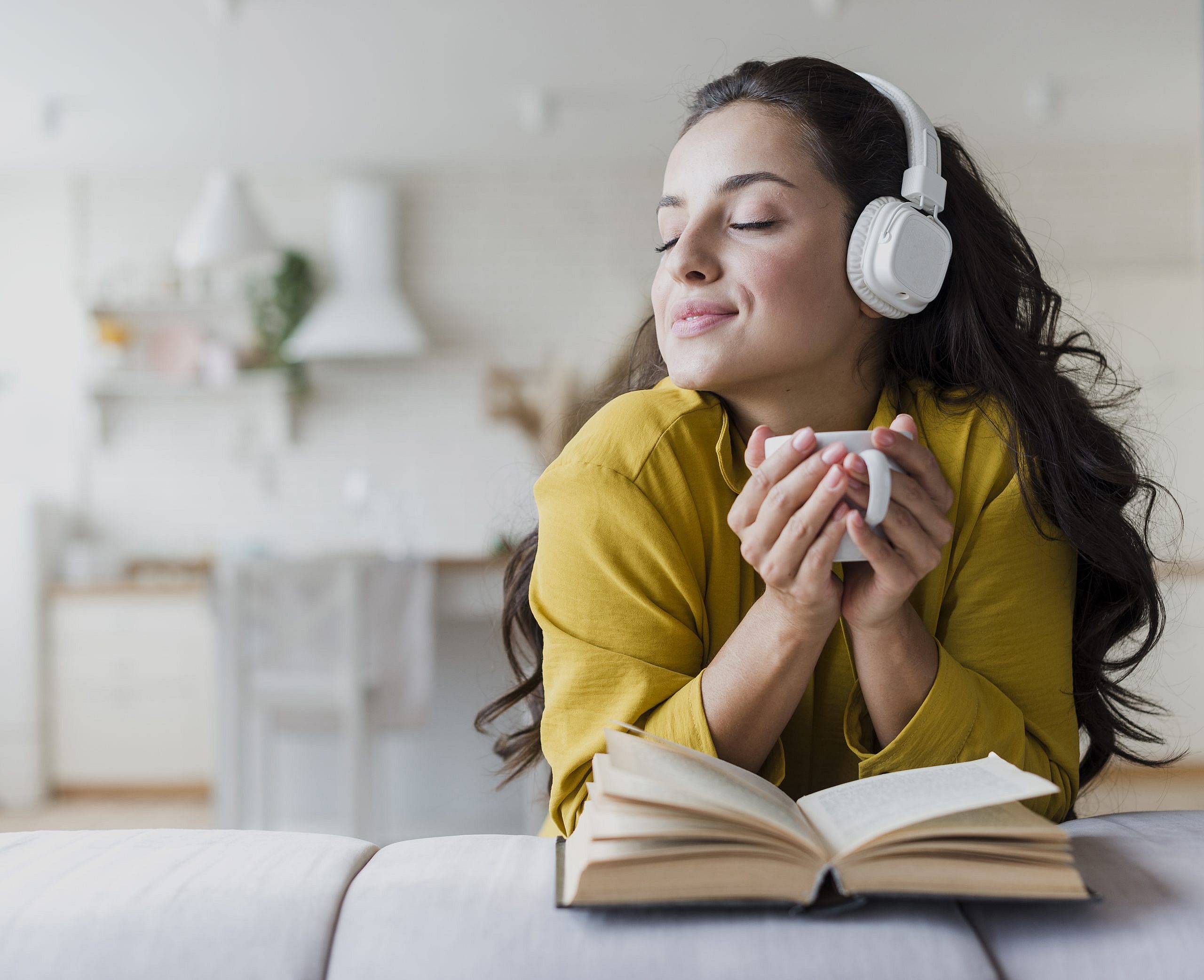 Kitap Okumak ve Müzik Dinlemek Kitap Okumak ve Müzik Dinlemek - Sesli Kitap Arşivi