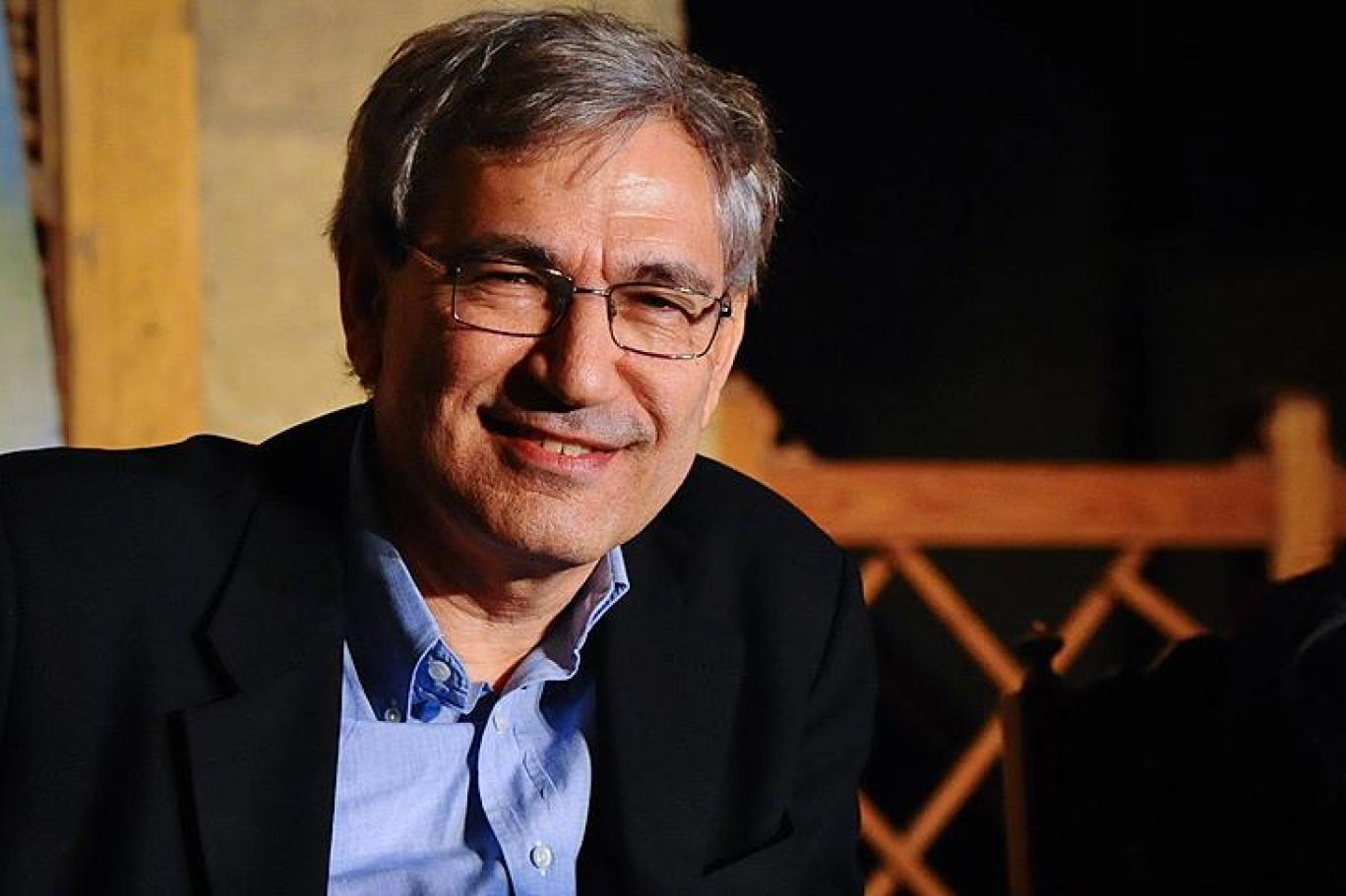 Orhan Pamuk – Kara Kitap Romanının Özeti Orhan Pamuk – Kara Kitap Romanının Özeti - Sesli Kitap Arşivi