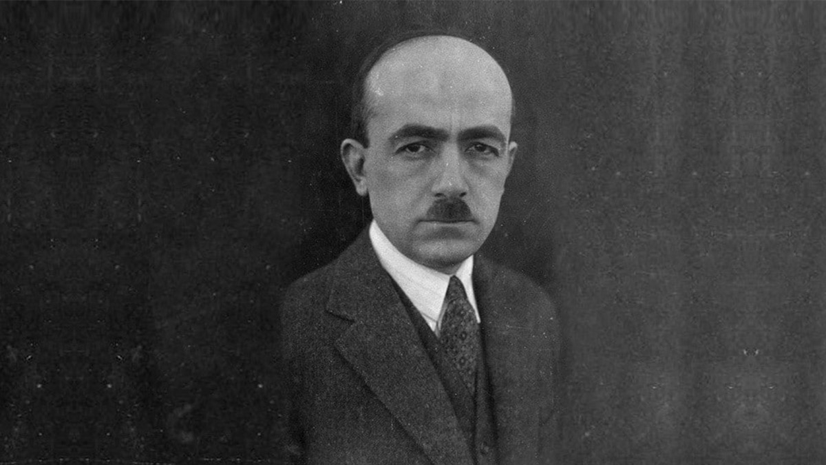 Yakup Kadri Karaosmanoğlu Kimdir? Hayatı ve Eserleri