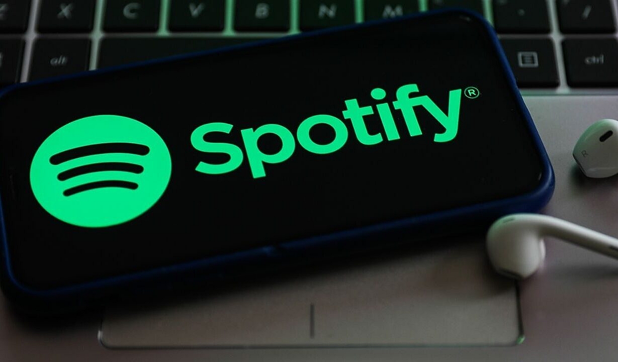 Sesli Kitap Dinleme Siteleri ve Uygulamaları