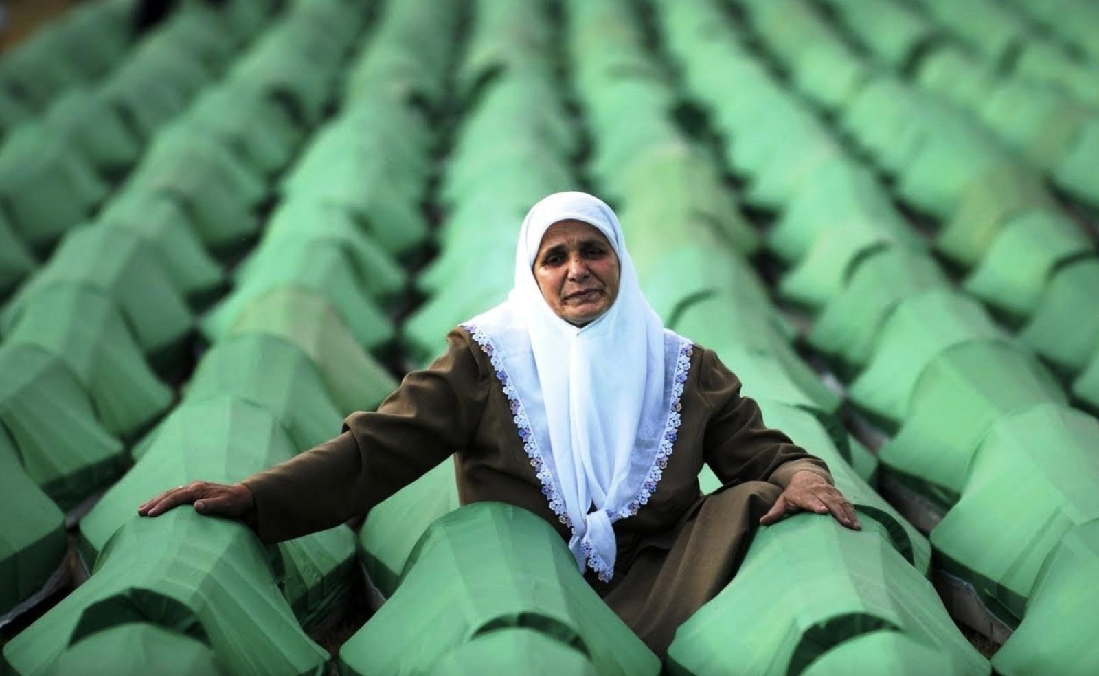 Srebrenitsa Katliamı: İnsanlık Tarihinin Kara Lekesi Srebrenitsa Katliamı: İnsanlık Tarihinin Kara Lekesi - Sesli Kitap Arşivi