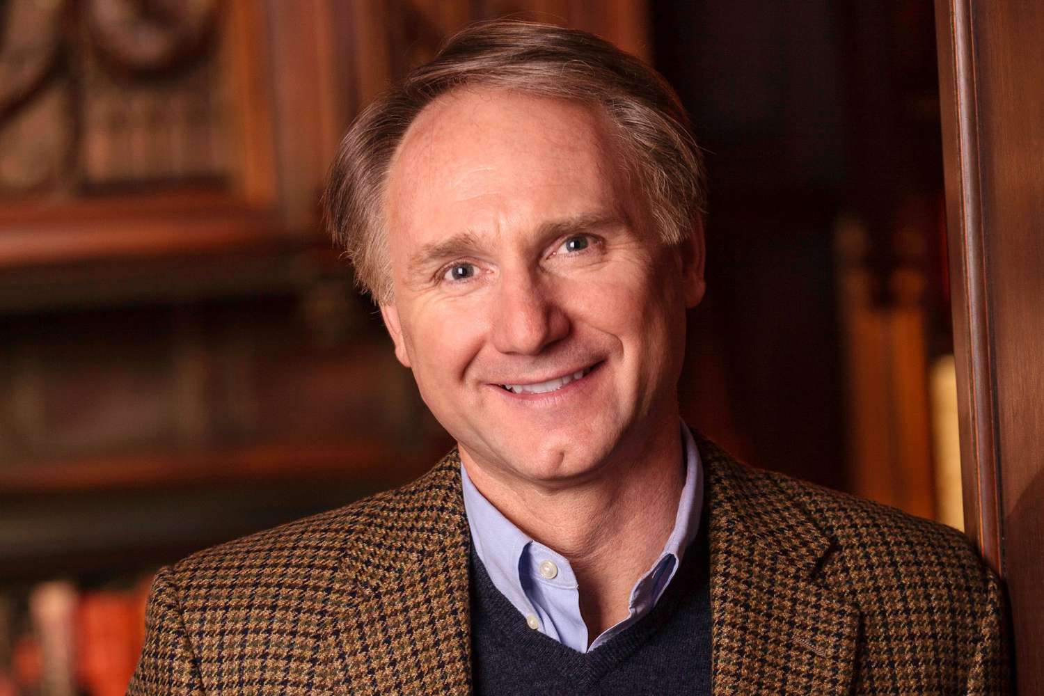 Dan Brown Kimdir?
