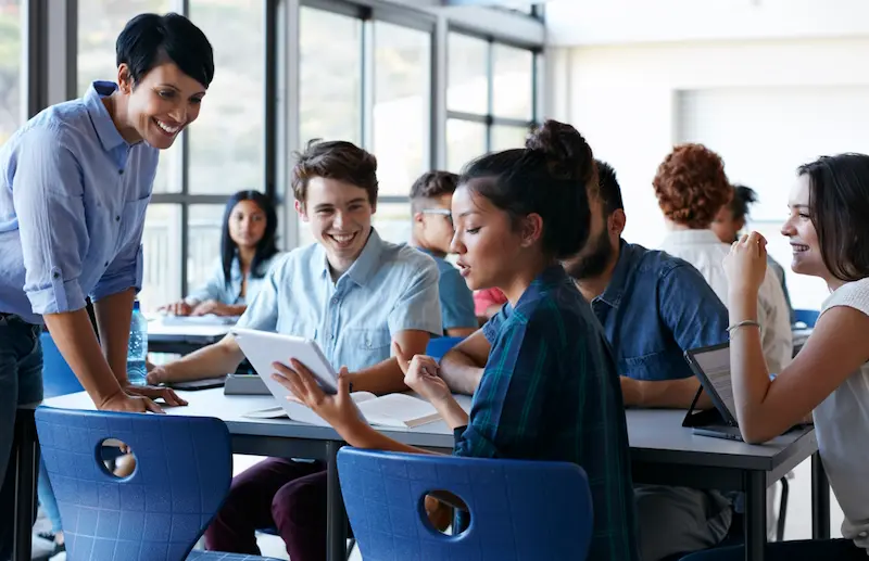 Sesli Kitaplar ile Dinleme Becerilerinizi Geliştirerek Yabancı Dil Öğrenin